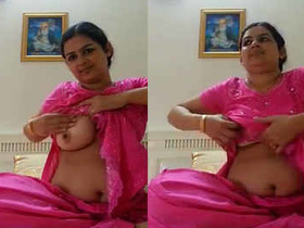 Desi X babe in pink salwar kameez takes naughty selfies and moans