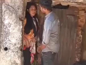 College student enjoys outdoor sex with her lover