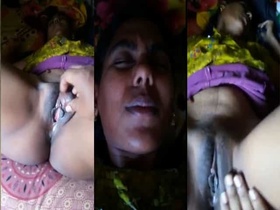 South Indian aunty's homemade clip featuring her black pussy