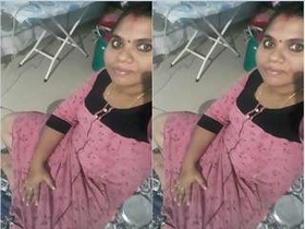 Mallu bhabhi's exclusive video showing her boobs and pussy