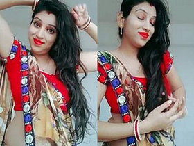Seductive bhabi in a live chat video