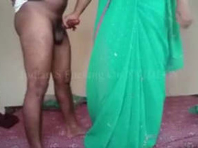 Pregnant Kavita Bhabhi gets her shaved pussy fucked by husband in MMS