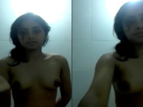Indian desi girl films herself touching her nipples