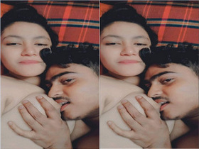 Amateur desi girl from Bangla gives blowjob in exclusive video