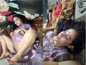 Amateur desi bhabhi gets her anal licked and fucked