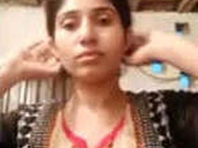 Bhabi in village strips down and shows her perky breasts