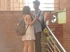 Outdoor romance between a couple in Delhi