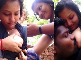 Mallu girl with big boobs enjoys outdoor sex