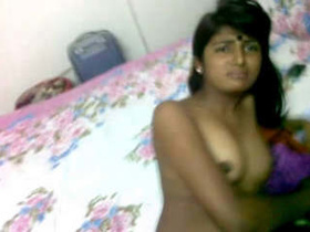 Indian teenage girl gets fucked by her boyfriend in his apartment