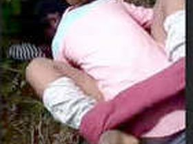 Sexting babe gets wild in the jungle