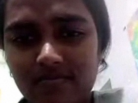 Indian girl takes a nude selfie for her boyfriend
