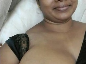 Sensual bhabi flaunts her big boobs in a steamy video