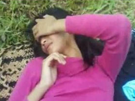 College teenager enjoys outdoor sex