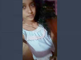 Indian Desi girl records her own nude selfies for personal use