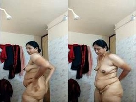 Indian college girl's steamy bathroom sex video