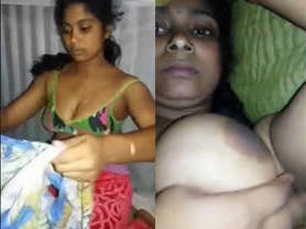 Married Indian countrywoman enjoys sexual intercourse