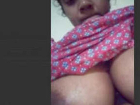 Indian bhabhi's steamy performance in xnxx video