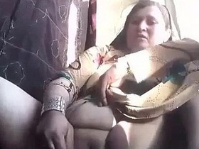 Pakistani mother performs solo masturbation