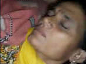 Rustic mature bhabhi gets fucked in the village on a haat