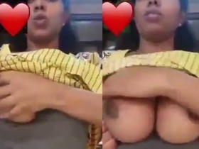 Big boobs mallu shows off in a sexy video call