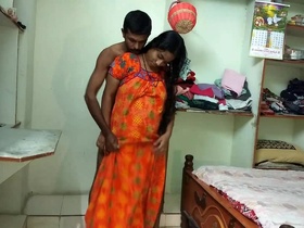 Indian wife performs oral sex in the kitchen