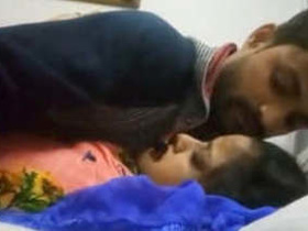 Desi girl gets fucked hard by her lover in hotel room