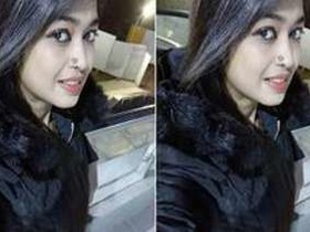 Desi babe flaunts her boobs and pleasures herself in explicit video