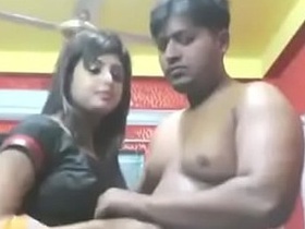 Sexy Indian girl and teacher's hot sex scandal uncovered in sizzling video