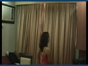 Indian couple's honeymoon in video