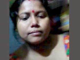 Indian bhabhi flaunts her big boobs and pussy