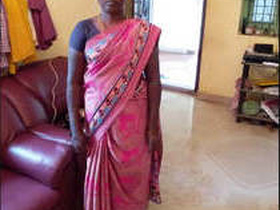 Tamil bhabhi gets naughty with her girlfriend in a steamy video