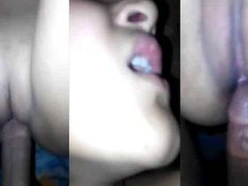 Desi girl gets her first pussy fucking experience with her boyfriend