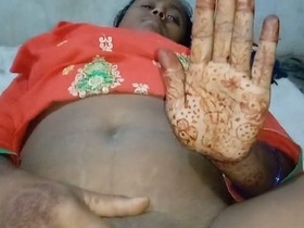 Desi village bhabhi flaunts her pussy in a steamy video