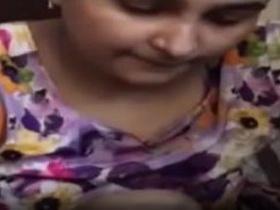 Young Punjaban with big boobs gives blowjob in MMS scandal video