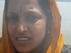 Retired couple shares intimate moments in MMS clips