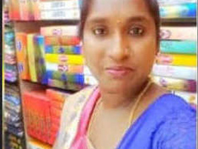 Tamil bhabhi flaunts her naked body on video call