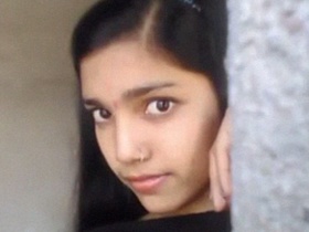 Indian teen's nude selfies go viral, revealing her sexual prowess