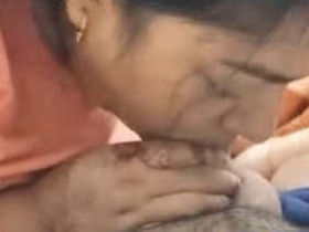 Desi Tamil bhabhi performs oral sex