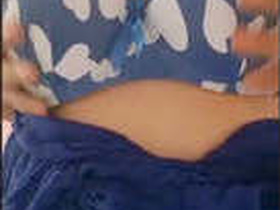 Desi hot Punjaban gets naughty on camera