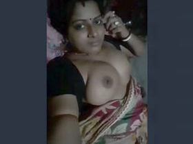 Boudi's big boobs and tight pussy on display