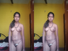 Indian amateur girl flaunts her body in exclusive video