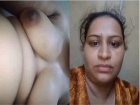 Horny Indian bhabhi flaunts her big boobs and wet pussy