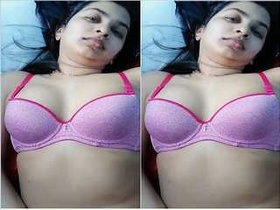 Exclusive video of a super hot wife with visible boobs