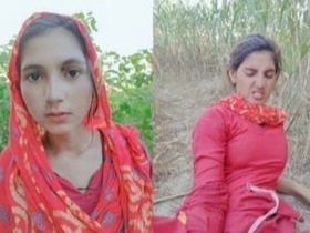 Outdoor sex with cute Pakistani girl