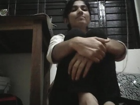 Indian babe Sumaiya's steamy sex movies