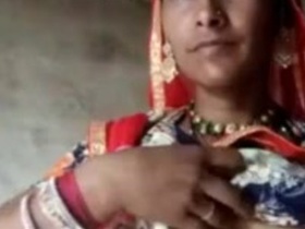 Indian bhabhi shows off to boyfriend in front of son