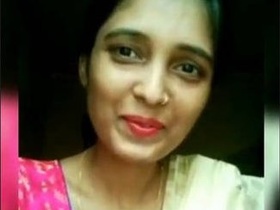 Cute Desi Bhabi in Marge Video