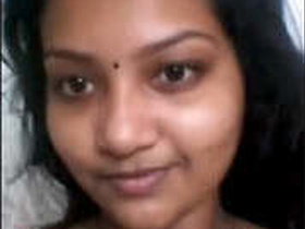 Cute Tamil girl goes nude on camera