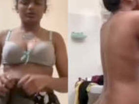 Malaysian girl in a bathtub gets naughty on Instagram