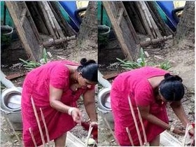 College girl gets naughty with her devar in amateur porn video